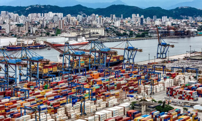Agência Brasileira prevê plano de R$ 130 milhões para diversificar exportações_6a5c315fbbe16.jpeg