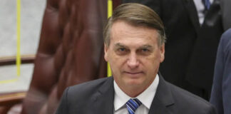 Alexandre de Moraes decide manter Jair Bolsonaro em prisão domiciliar