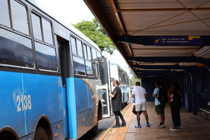 Bairro Cidade Jardim II terá linha de ônibus a partir de 3 de agosto_6a5ed3e6c3acf.jpeg