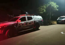 Homem é executado a tiros dentro de casa e polícia apura relação com dívida de tráfico
