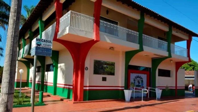 Sem licitação, Câmara de Caarapó contrata escritório de advocacia por R$ 120 mil_6a5ed83a7d529.jpeg