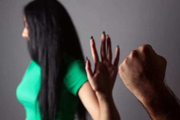 Violência contra mulheres vai além dos parceiros e cresce dentro das famílias em MS_6a56ece54af12.jpeg