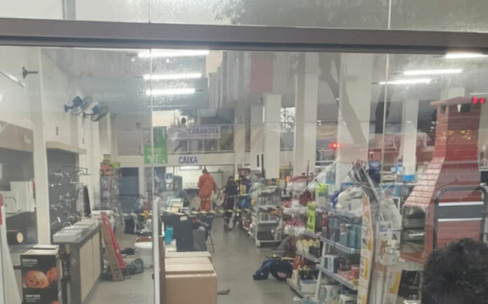 Atirador invade loja e sem dizer nada assassina vendedor de 26 anos em Naviraí_6a811ba2819dd.jpeg