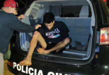 SIG apreende adolescente e prende homem que confessou execução de rapaz em Dourados