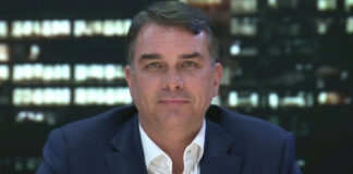 TSE anula filiação irregular de Flávio Bolsonaro e manda PF investigar caso