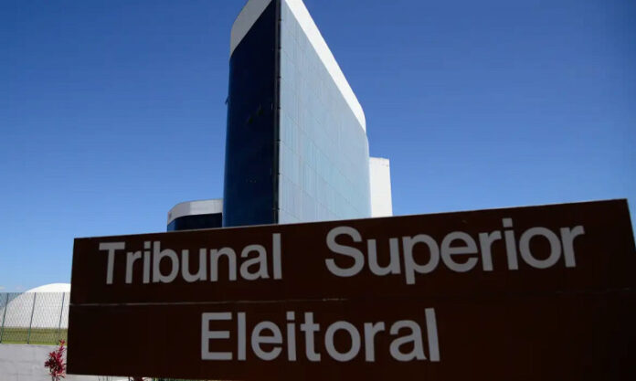TSE determina que filiação de Flávio Bolsonaro ao PL seja restabelecida_6a7e7903b3a46.jpeg